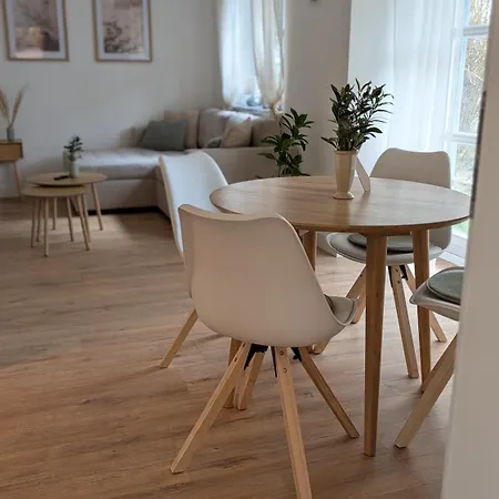 Apartamento Wohlfuehlen Am Stadtpark Gz Zentral & Stilvoll Günzburg